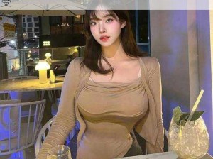 萌白酱极品 vip 一线天馒头蜜乳，带来极致享受